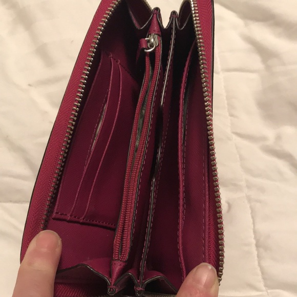 Michael Kors large wallet - Picture 2 of 8